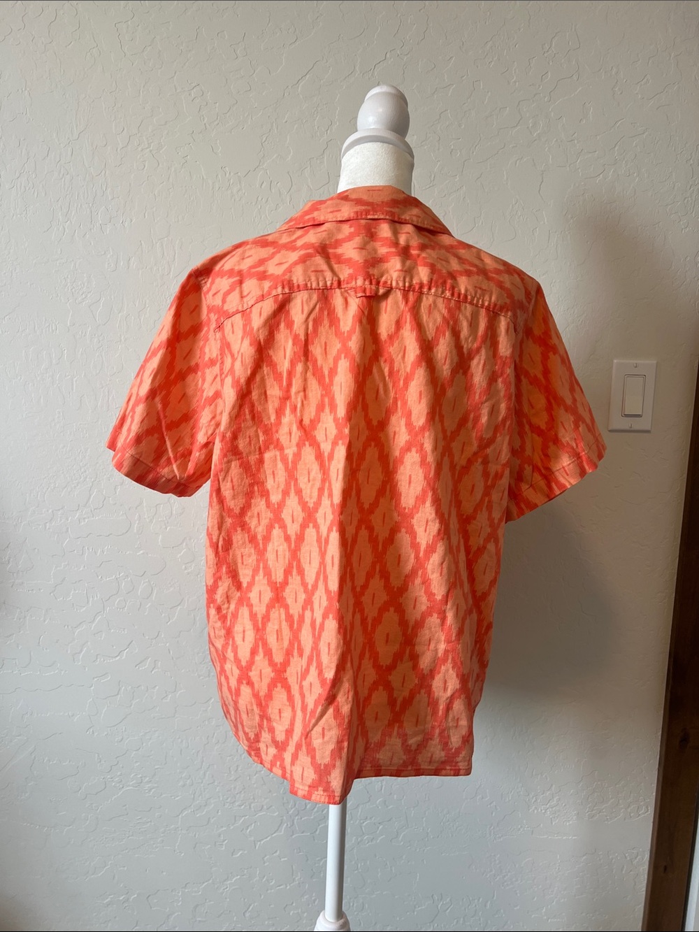 Duluth Trading Hemp Cotton Orange Ikat Button-Front Short Sleeve Shirt Medium - Picture 3 of 5